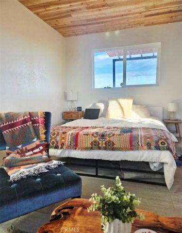 80918 Brown, 29 Palms, CA 92277