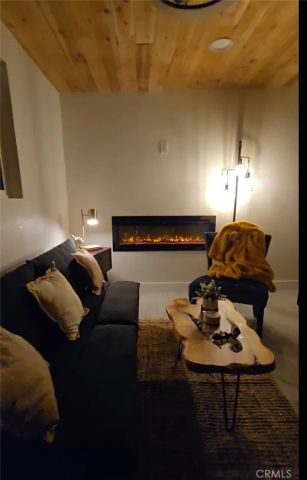 80918 Brown, 29 Palms, CA 92277