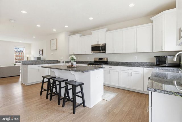 5057 E JOPPA RD, Perry Hall, MD 21128