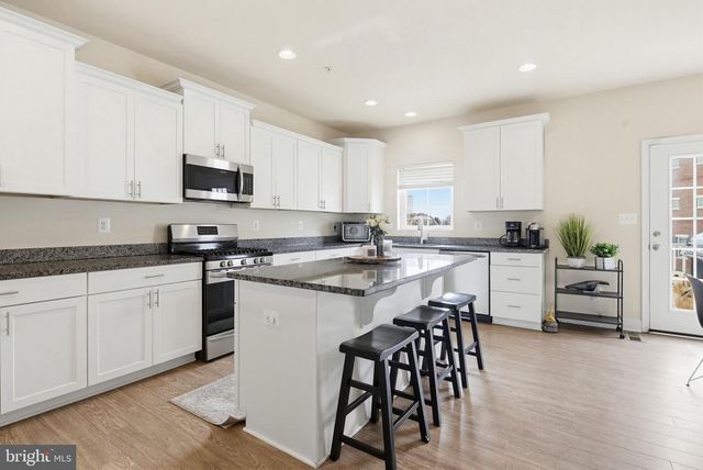 5057 E JOPPA RD, Perry Hall, MD 21128