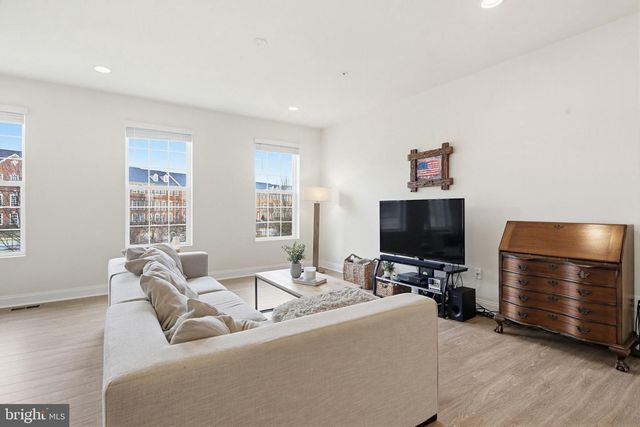 5057 E JOPPA RD, Perry Hall, MD 21128