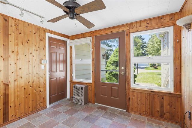 26 Valley Crest Road, Greece, NY 14616