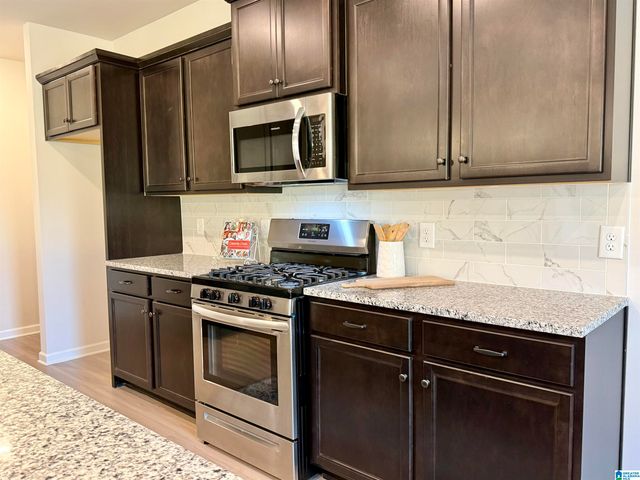 556 BRIDLEWOOD CIRCLE, Morris, AL 35116