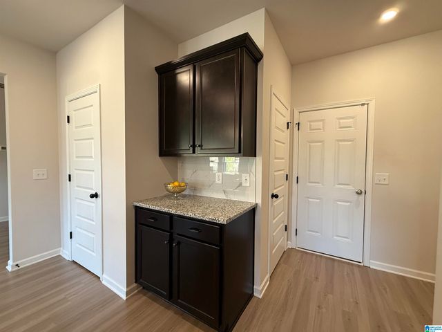 556 BRIDLEWOOD CIRCLE, Morris, AL 35116