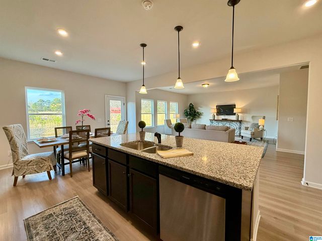 556 BRIDLEWOOD CIRCLE, Morris, AL 35116