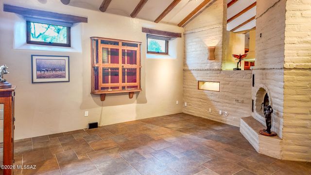 132 Wood Canyon Road, Patagonia, AZ 85624