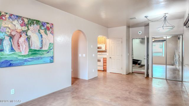 132 Wood Canyon Road, Patagonia, AZ 85624