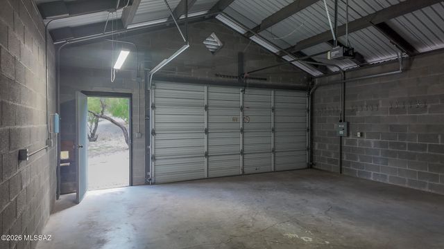 132 Wood Canyon Road, Patagonia, AZ 85624