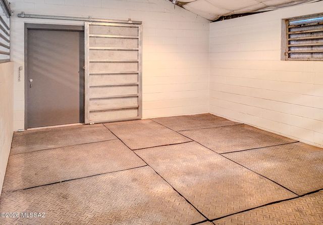 132 Wood Canyon Road, Patagonia, AZ 85624