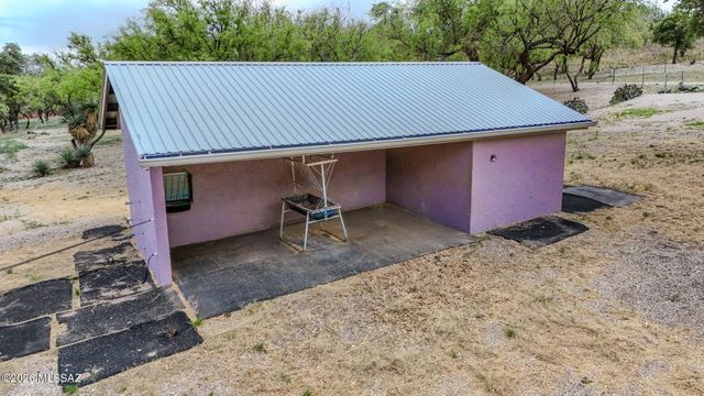 132 Wood Canyon Road, Patagonia, AZ 85624