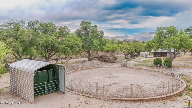 132 Wood Canyon Road, Patagonia, AZ 85624