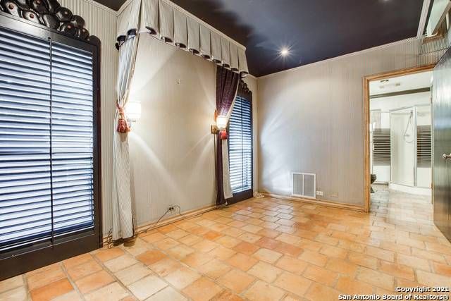 6801 WEST AVENUE, Castle Hills, TX 78213
