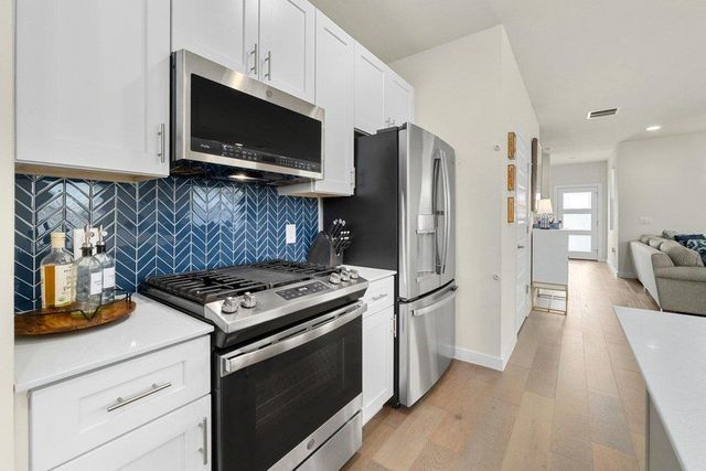 913 Valdez ST A, Austin, TX 78741