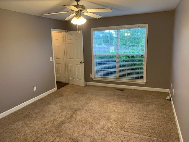 2244 Dewey Dr, Spring Hill, TN 37174