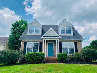 2244 Dewey Dr, Spring Hill, TN 37174