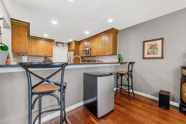 37848 Jefferson Avenue, Harrison Twp, MI 48045