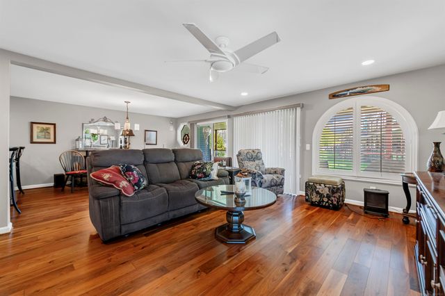37848 Jefferson Avenue, Harrison Twp, MI 48045