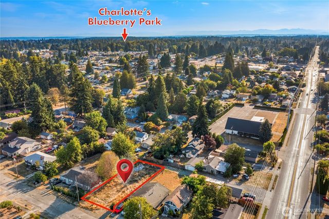8235 S G Street, Tacoma, WA 98408