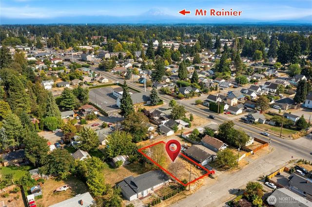 8235 S G Street, Tacoma, WA 98408