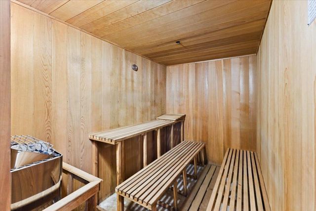 1620 Presidential Way 504, West Palm Beach, FL 33401