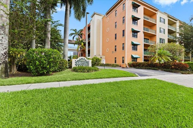 1620 Presidential Way 504, West Palm Beach, FL 33401