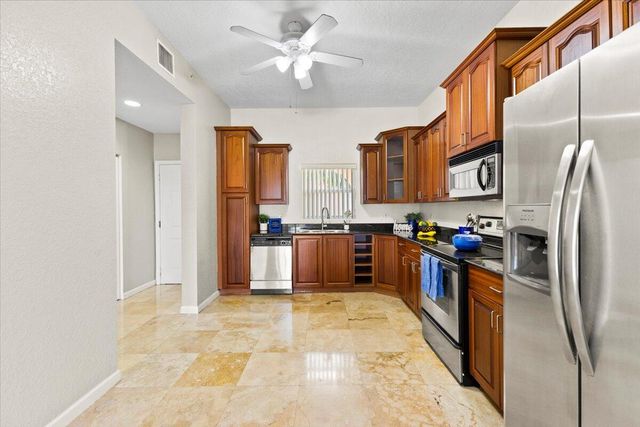 1620 Presidential Way 504, West Palm Beach, FL 33401