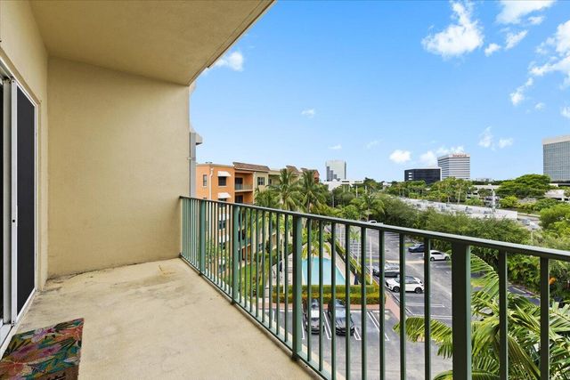 1620 Presidential Way 504, West Palm Beach, FL 33401