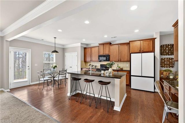 2030 Beyers Landing Drive, Buford, GA 30519