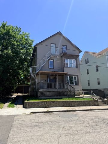48 Tuttle St, Fall River, MA 02724
