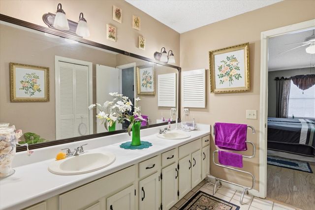 3052 Bell Grove Drive, Tallahassee, FL 32308