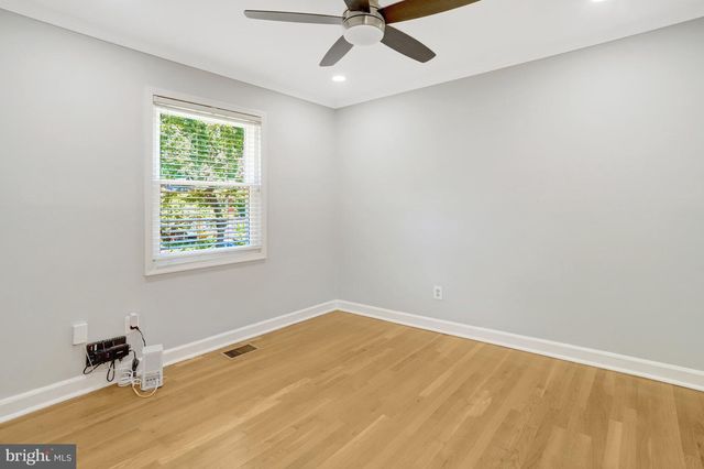 2935 LANDOVER ST, Alexandria, VA 22305