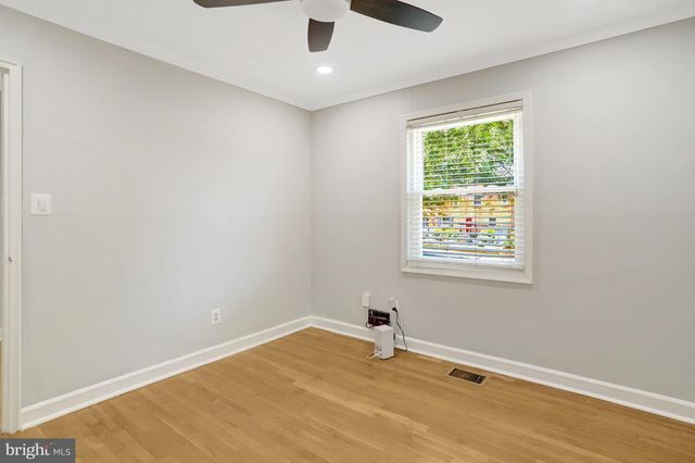 2935 LANDOVER ST, Alexandria, VA 22305