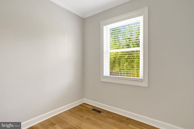 2935 LANDOVER ST, Alexandria, VA 22305