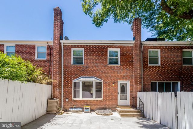 2935 LANDOVER ST, Alexandria, VA 22305