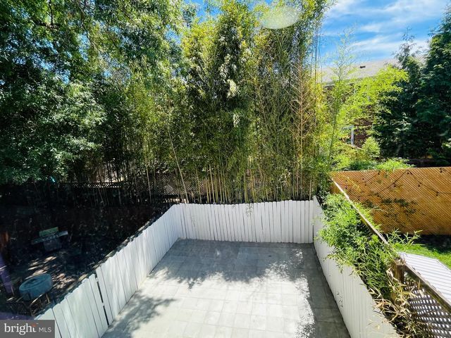 2935 LANDOVER ST, Alexandria, VA 22305