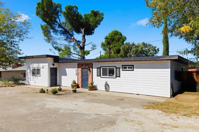 29824 Oak Dr., Campo, CA 91906