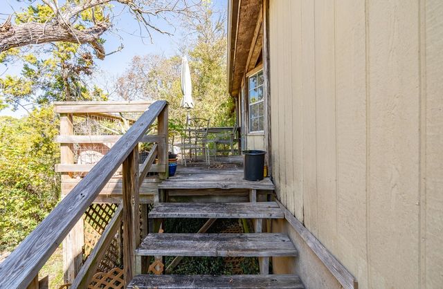 127 Drew Lane, Kerrville, TX 78028