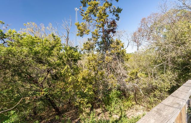 127 Drew Lane, Kerrville, TX 78028