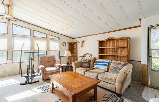 127 Drew Lane, Kerrville, TX 78028