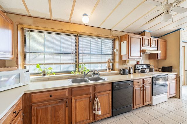 127 Drew Lane, Kerrville, TX 78028