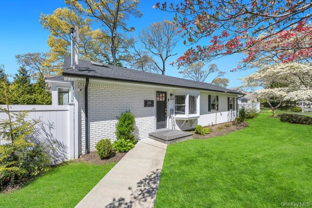 20 Garden Street, Nesconset, NY 11767