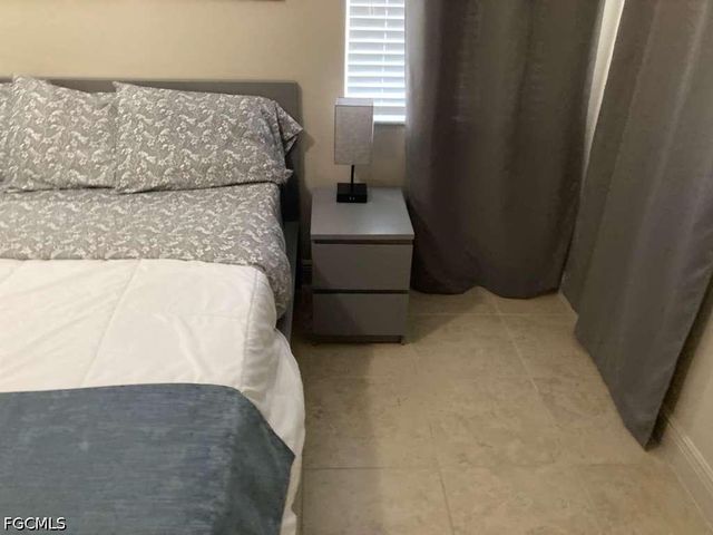 2637 NW 1st ST, Cape Coral, FL 33993