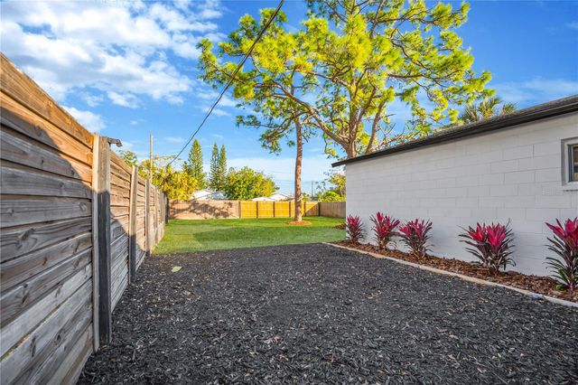 8381 43RD WAY N, Pinellas Park, FL 33781