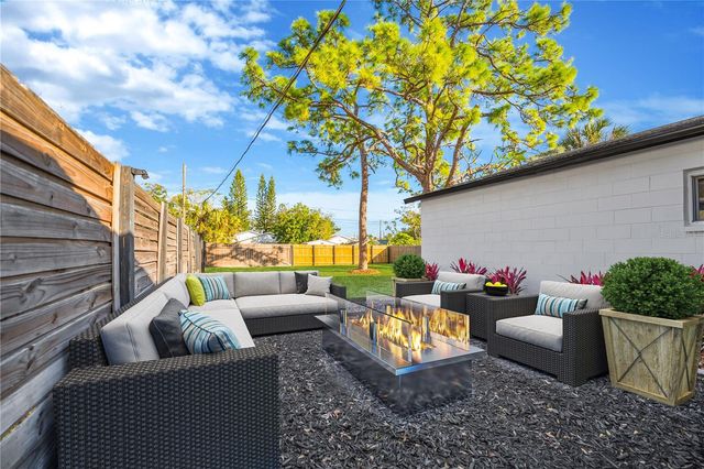 8381 43RD WAY N, Pinellas Park, FL 33781