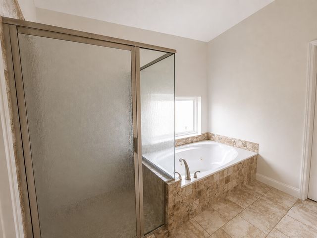 8533 Castle Creek Road, North Richland Hills, TX 76182