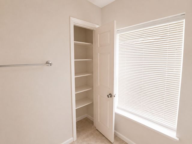 8533 Castle Creek Road, North Richland Hills, TX 76182