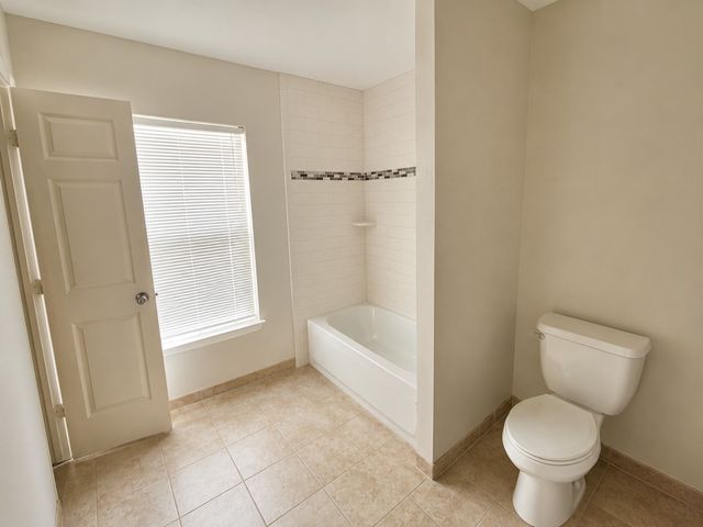 8533 Castle Creek Road, North Richland Hills, TX 76182
