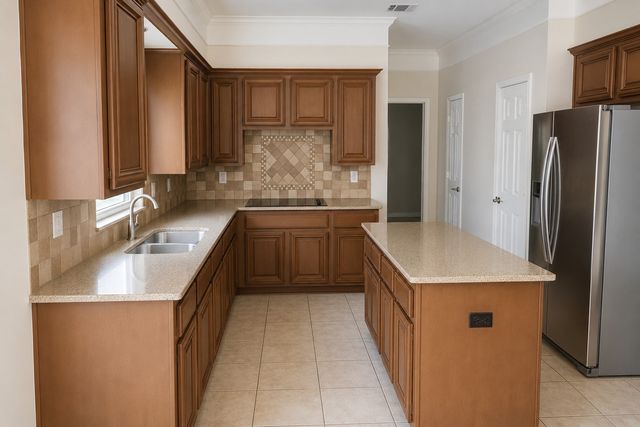 8533 Castle Creek Road, North Richland Hills, TX 76182
