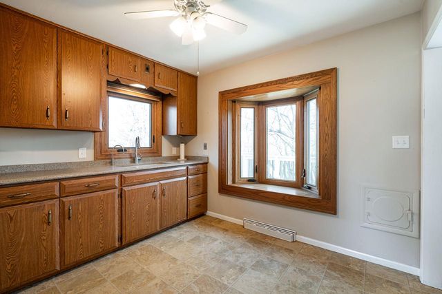 S14W22426 National AVENUE, Waukesha, WI 53186
