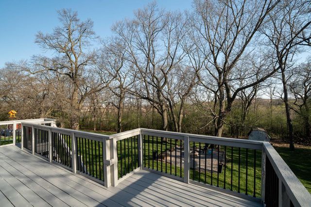 S14W22426 National AVENUE, Waukesha, WI 53186
